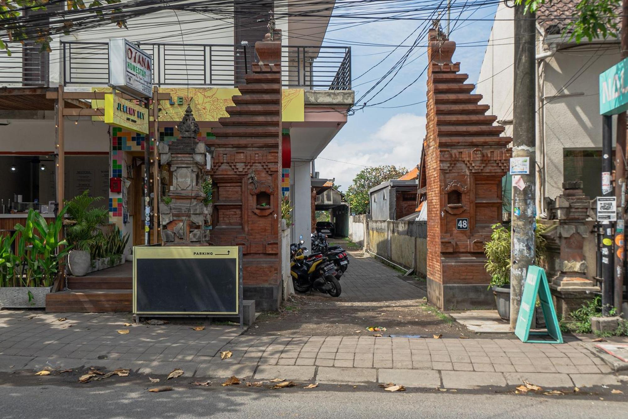 Azalea Homestay & Villa Canggu Zewnętrze zdjęcie